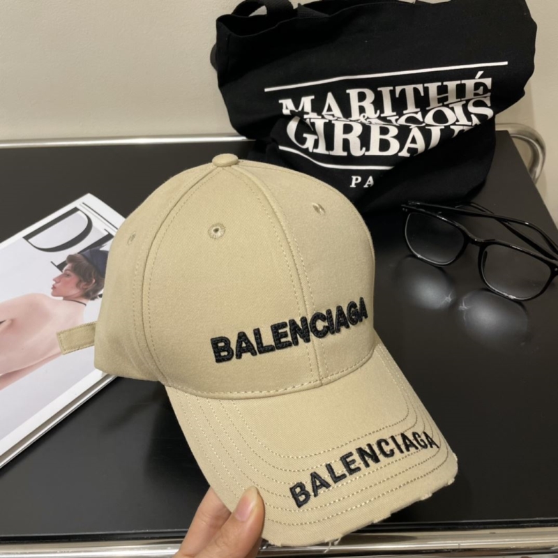 BALENCIAGA